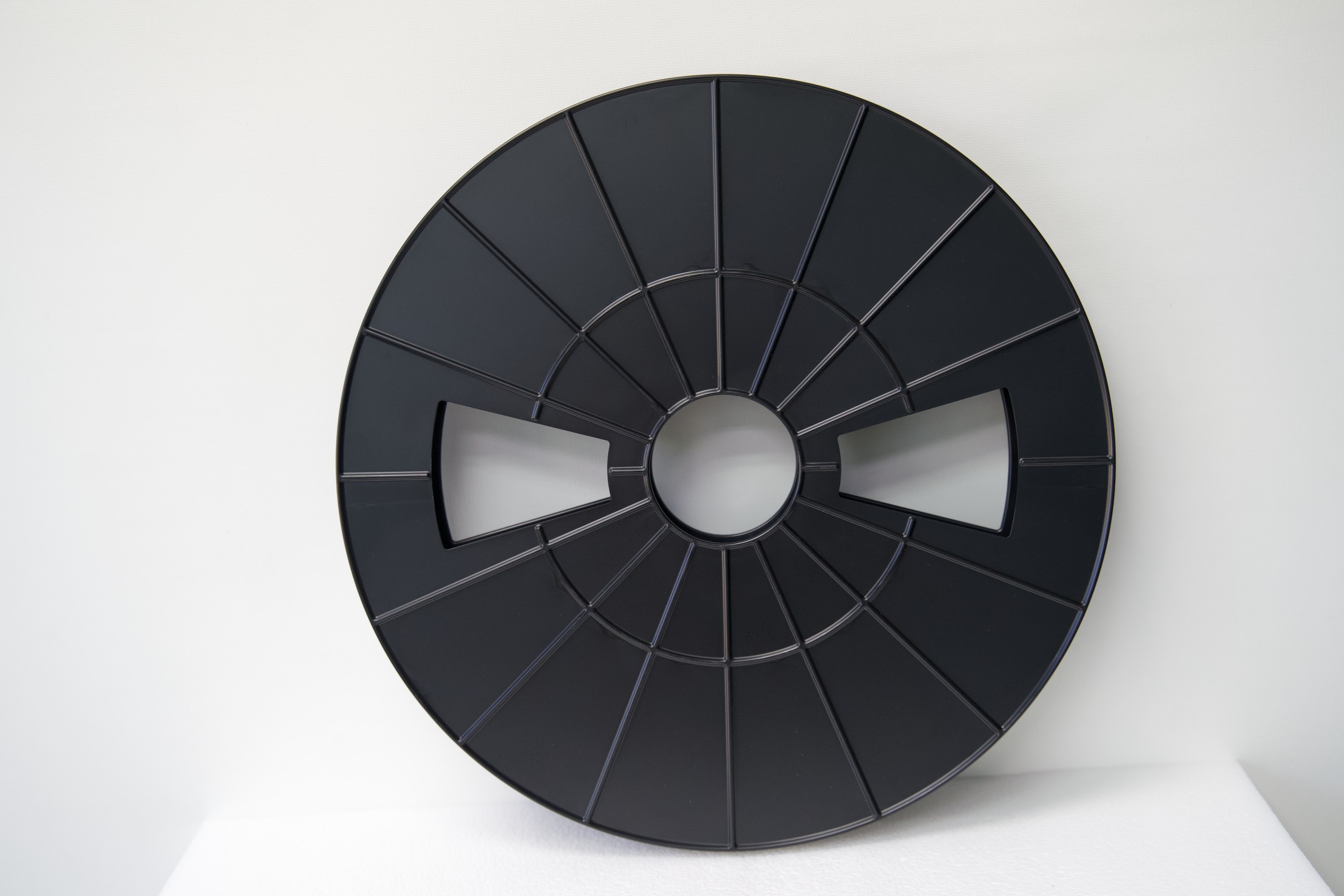 15" x 4" Hub Reel 2.2A Series product image